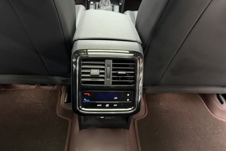 Used Volkswagen Passat 2025 Outstanding Model 330TSI Starry Elite Edition