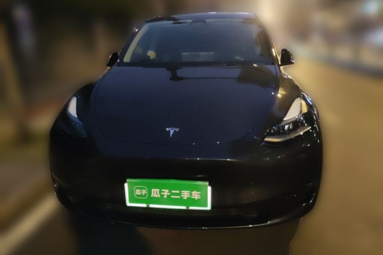 Used Tesla Model Y 2024 Long-Range All-Wheel-Drive Version