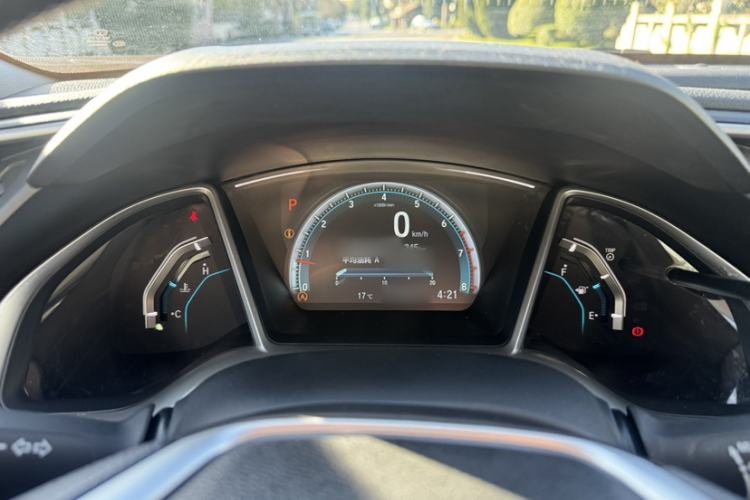 Used Honda Civic 2016 220TURBO CVT Luxury Edition
