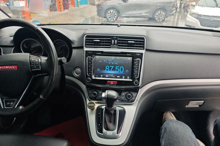 Used Haval H6 2015 Sport Edition 1.5T Automatic Two-Wheel Drive Luxury Model