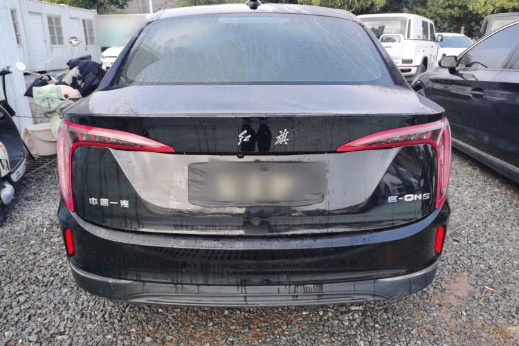 Used Hongqi E-QM5 2022 431 km Charge & Enjoy Edition