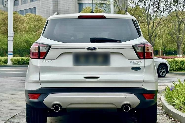Used Ford Kuga 2018 EcoBoost 180 Two-Wheel-Drive Platinum Edition

