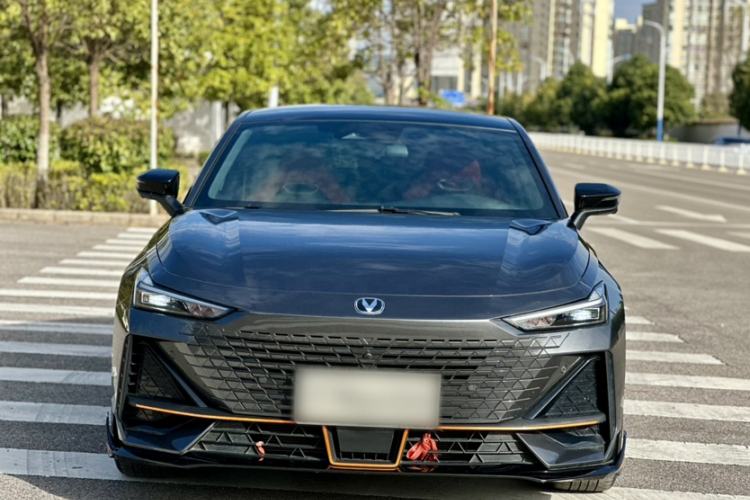 Used Changan UNI-V 2023 1.5T Sport Edition
