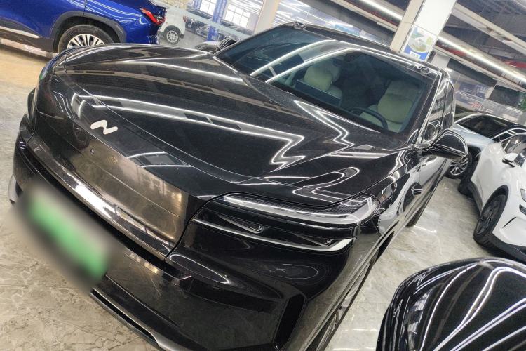 Used ONVO Luxeed L90 2025 Model—Ultra Six-Seater Version