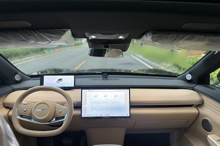 Used  Star Era ET 2025 Range-Extended 240 Pro All-Wheel Drive High-Speed Driver Assistance
