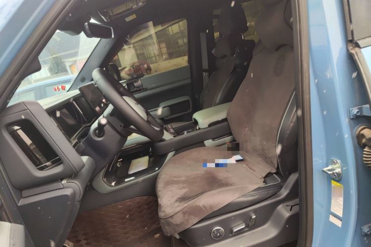 Used  Leopard 5 2023 Navigator Edition