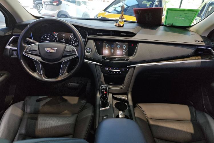 Used Cadillac XT5 2018 28T Four-Wheel Drive Luxury Model
