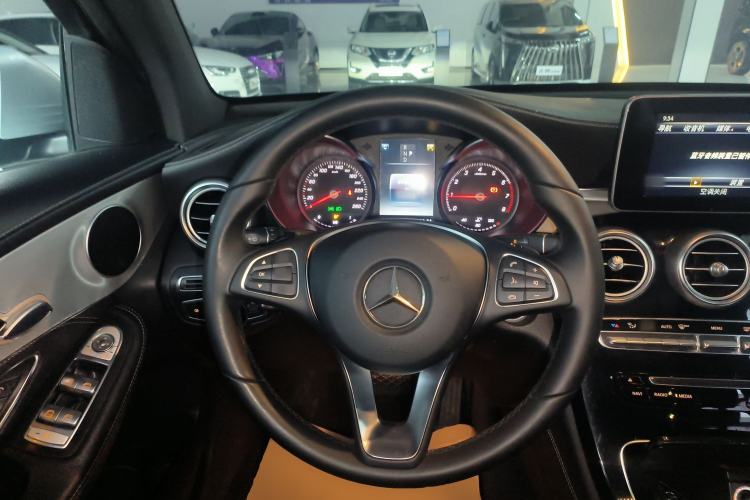 Used Mercedes-Benz GLC 2016 GLC 200 4MATIC
