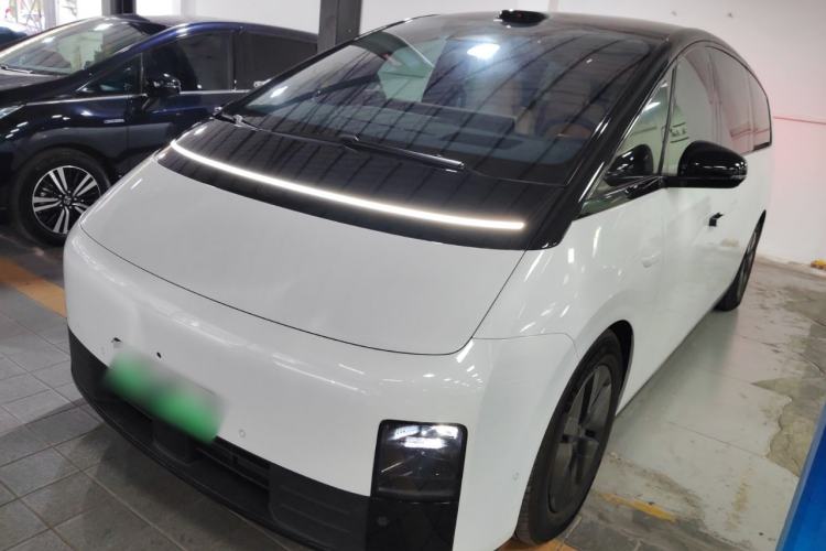 Used Li Auto MEGA 2025 Home Family Special Edition