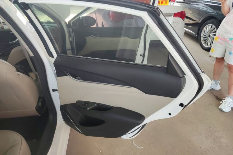 Used Buick GT 2017 15N Automatic Elite Version
