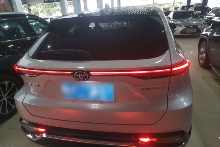 Used Toyota Venza 2023 2.0L CVT Two-Wheel Drive Prestige Version
