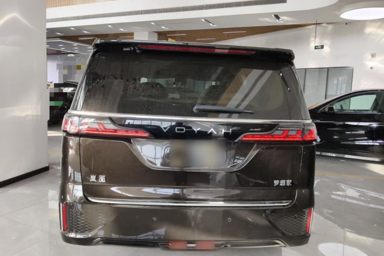 Used VOYAH Dream 2025 PHEV Four-Wheel-Drive Flagship Kunpeng Edition
