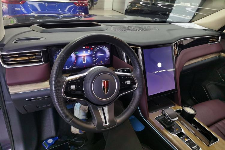 Used Hongqi HS7 2023 2.0T Automatic All-Wheel-Drive Flagship Edition Six Seats
