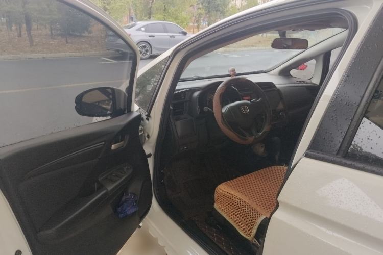 Used Honda Fit 2016 1.5L LXS CVT Comfort Sunroof Version
