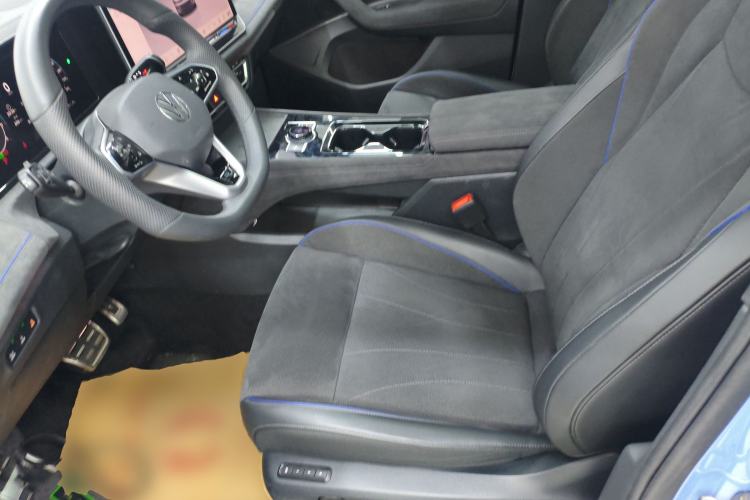 Used Volkswagen Tiguan L 2024 PRO 380TSI Four-Wheel Drive R-Line Prestige Edition
