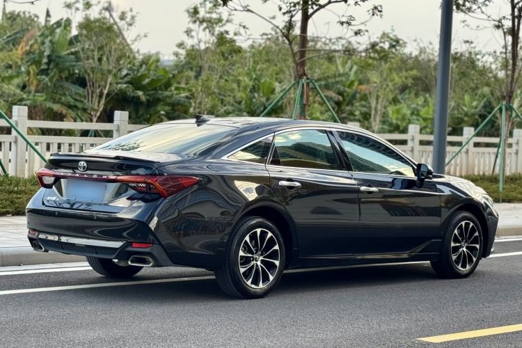 Used Toyota Avalon 2023 2.5L Luxury Edition