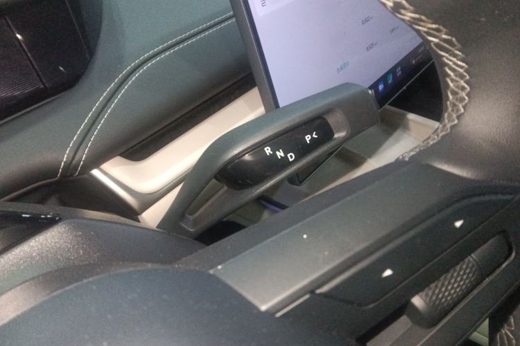 Used  SU7 2024 Rear-Drive Ultra-Long Range Advanced Pro-Level Intelligent Driving Version
