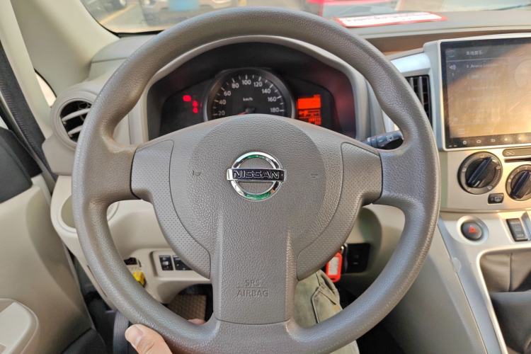 Used Nissan NV200 2016 Revised Version 1.6L Manual Luxury Edition
