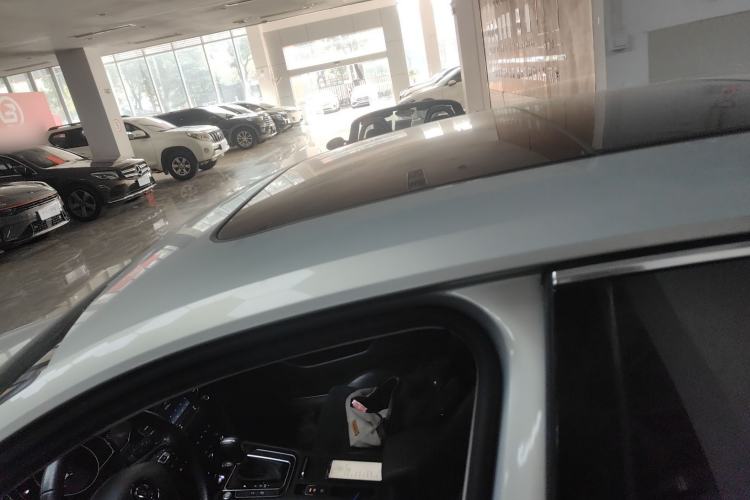 Used Volkswagen Magotan 2017 330TSI DSG Luxury Model
