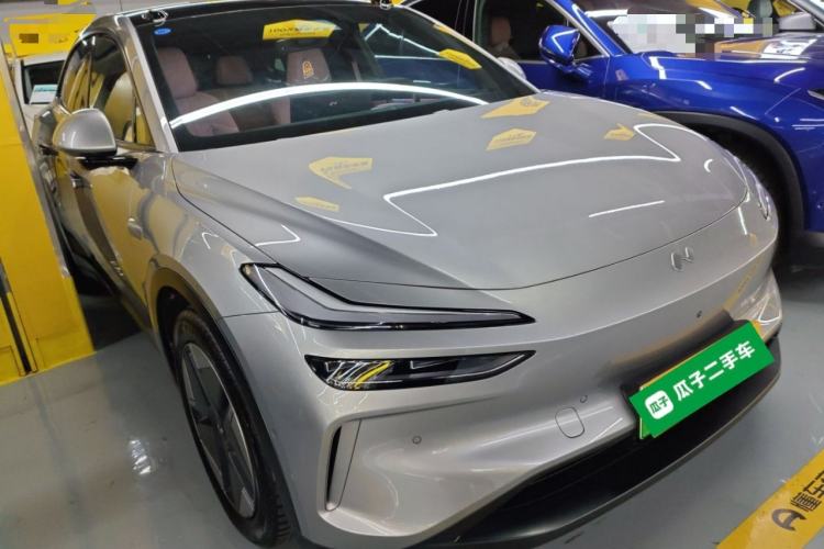 Used ONVO L60 2024 60 kWh All-Wheel Drive
