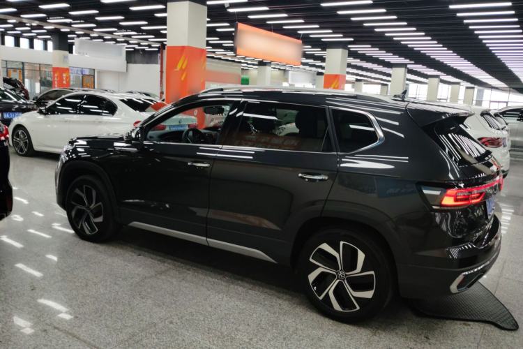 Used Volkswagen Tharu 2023 300TSI Two-Wheel-Drive Full Moon Edition
