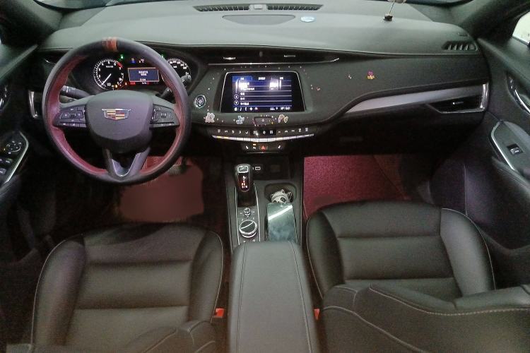 Used Cadillac XT4 2018 28T Two-Wheel-Drive Luxury Model
