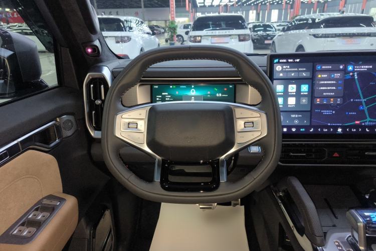 Used JETOUR Traveler 2023 2.0T All-Wheel Drive Conquer PRO