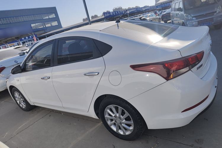 Used Hyundai Verna 2016 1.4L Automatic Cool Edition GLS
