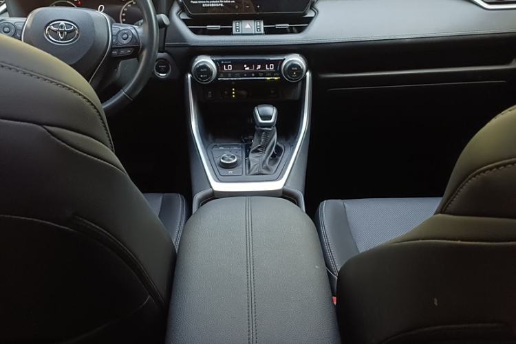 Used Toyota Wildlander 2023 Dual-Motor 2.5L E-CVT Four-Wheel Drive Prestige Edition
