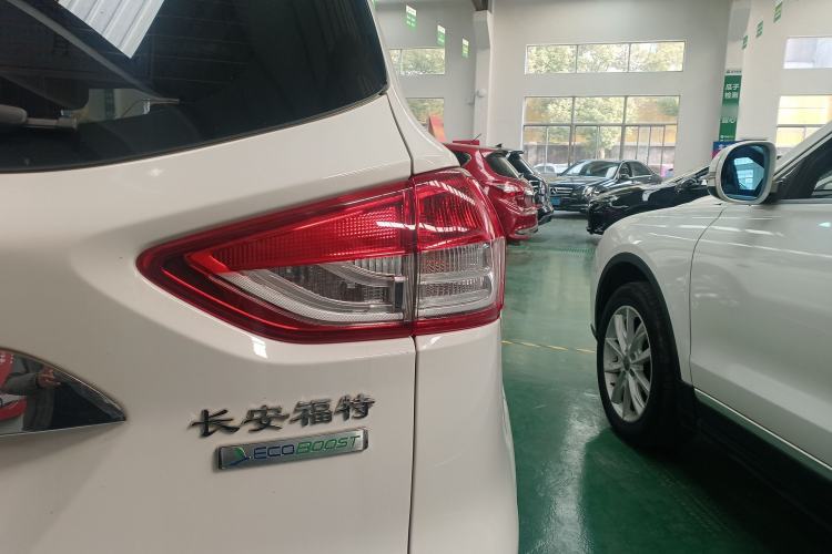 Used Ford Kuga 2015 1.5L GTDi Two-Wheel Drive Fashion Edition
