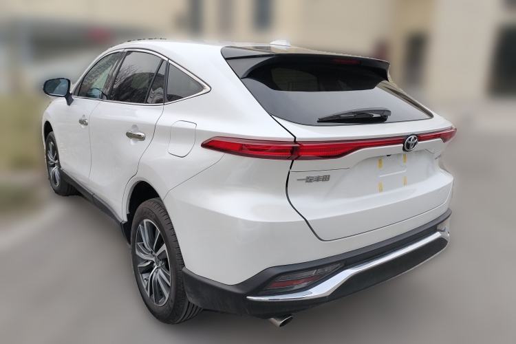 Used Toyota Harrier 2024 2.0L CVT Two-Wheel Drive Entry Version
