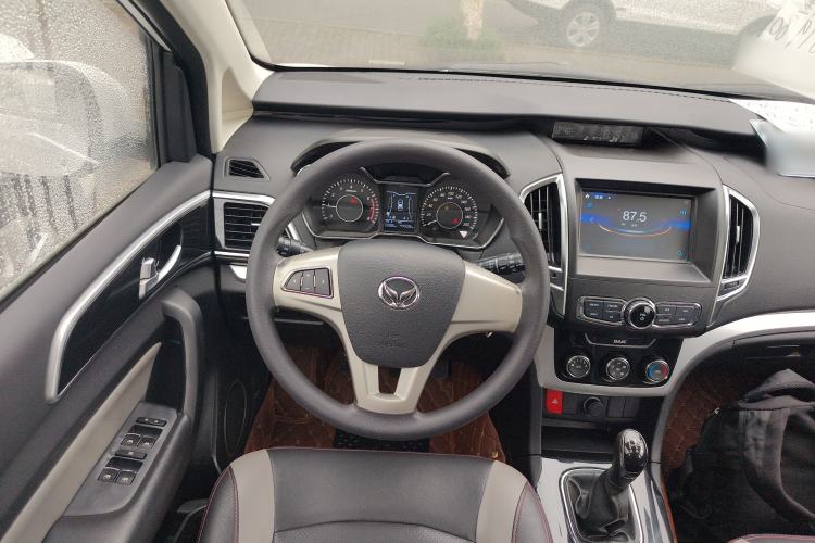 Used HYOSOW H3 2015 1.5L Manual Luxury Model
