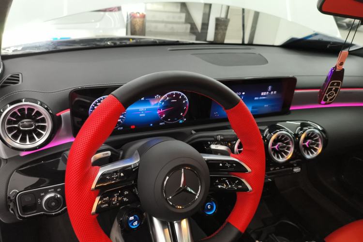 Used Mercedes-Benz A-AMG 2024 Facelift AMG A 35 L 4MATIC
