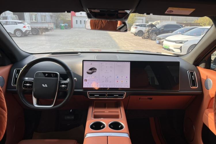 Used Li Auto L8 2023 Pro Model
