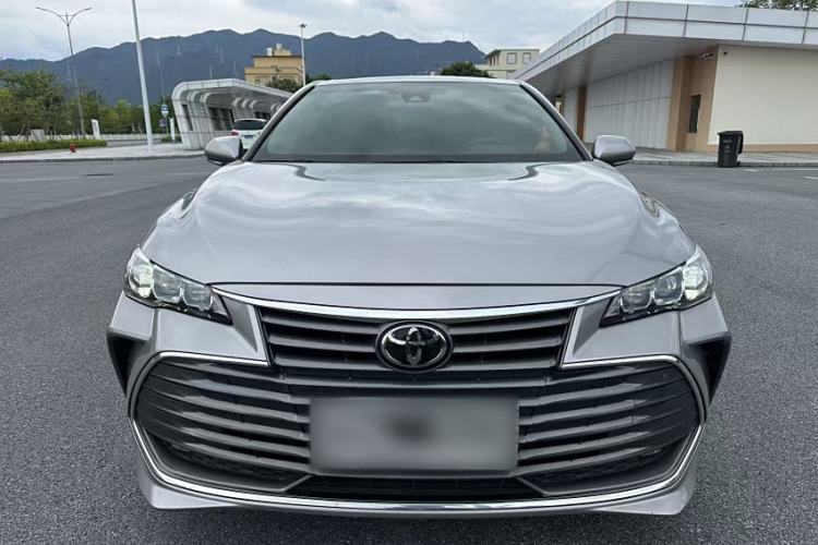 Used Toyota Avalon 2019 2.0L Luxury Edition China VI Standard
