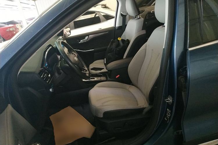 Used Ford Escape 2020 EcoBoost 245 Two-Wheel-Drive Titanium Edition