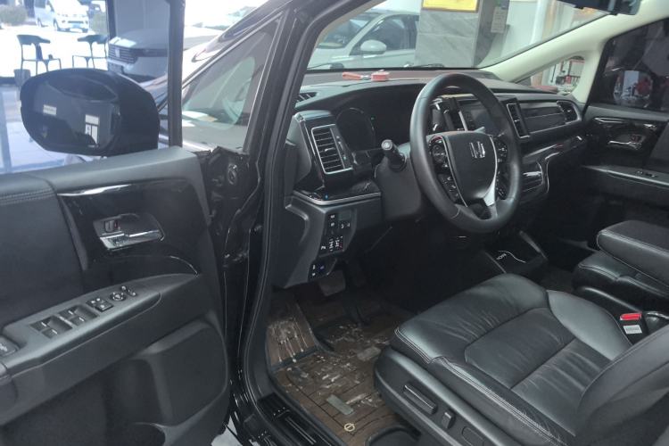 Used Honda Elysion 2019 2.0L Hybrid Supreme Edition
