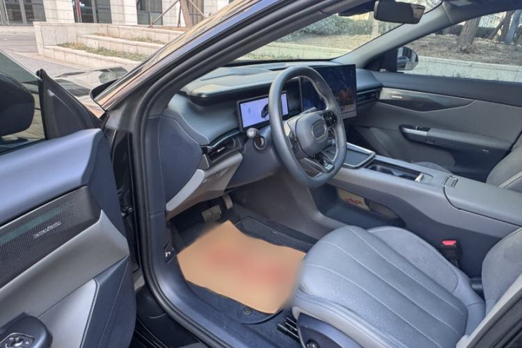 Used Lynk & Co 07 2024 EM-P 126 Long-Range Halo