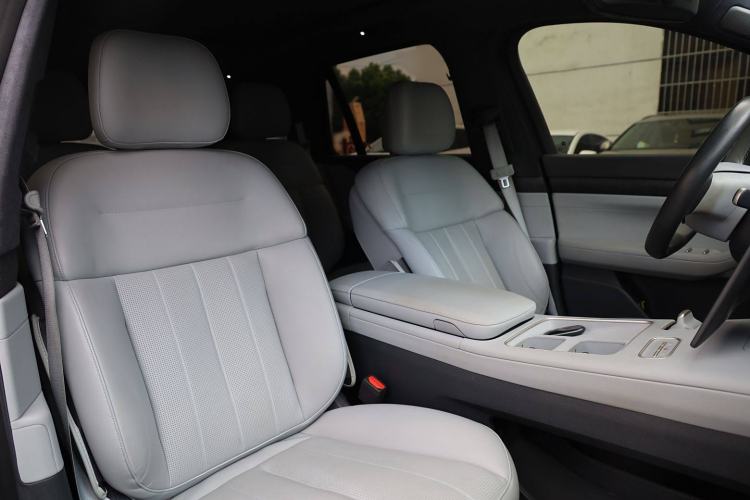 Used Nio ES8 2023 75 kWh Executive Edition
