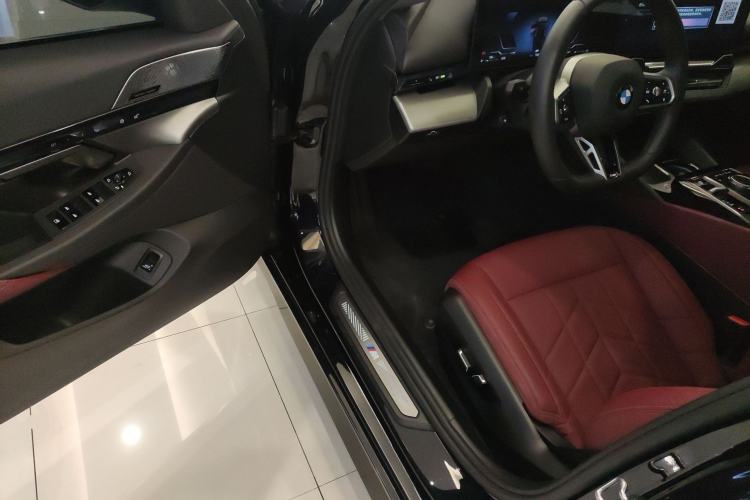 Used BMW 5 Series 2025 530Li Leading Model M Sport Package
