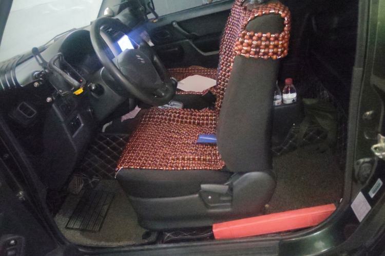 Used Suzuki Jimny 2015 1.3 AT JLX