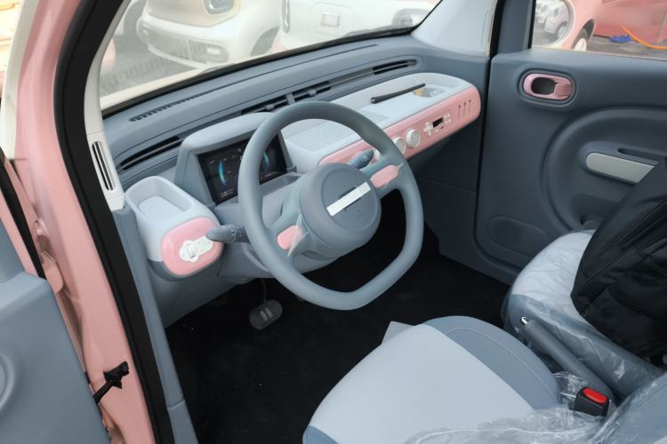 Used Bestune Pony 2024 170km Range Energizing Horse
