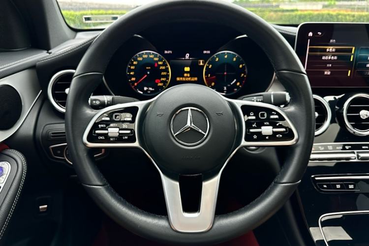 Used Mercedes-Benz GLC Coupe 2020 GLC 260 4MATIC Coupe SUV
