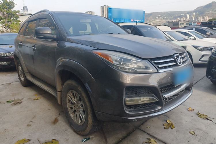 Used JMC Yusheng S350 2013 2.4T Manual Two-Wheel Drive Diesel Luxury 7-Seater
