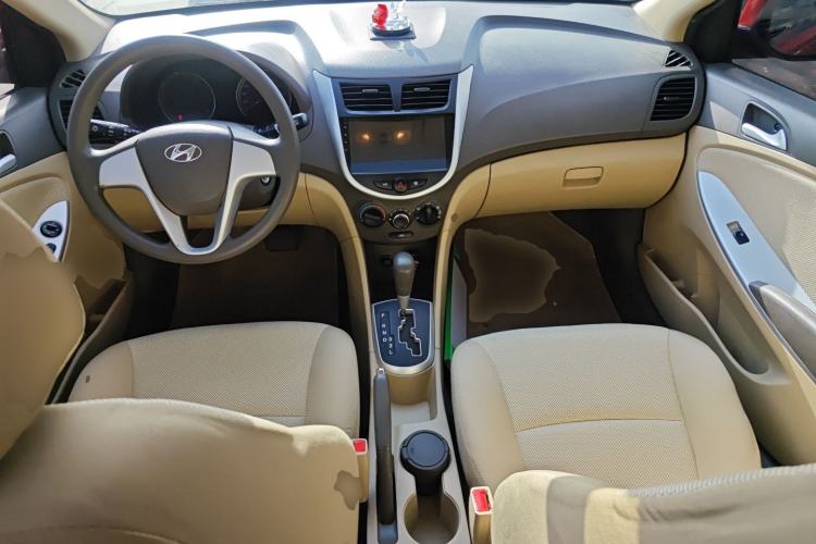 Used Hyundai Verna 2010 Sedan 1.4L Automatic Fashionable GT Model
