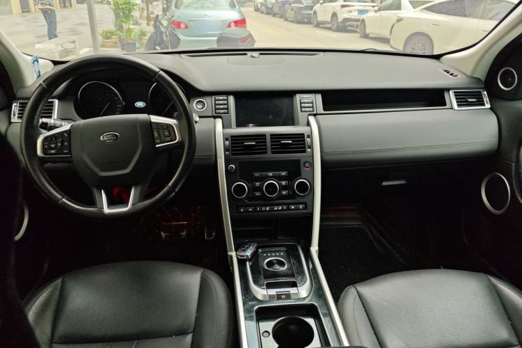 Used Land Rover Discovery Sport 2019 240 PS SE Version China V Standard