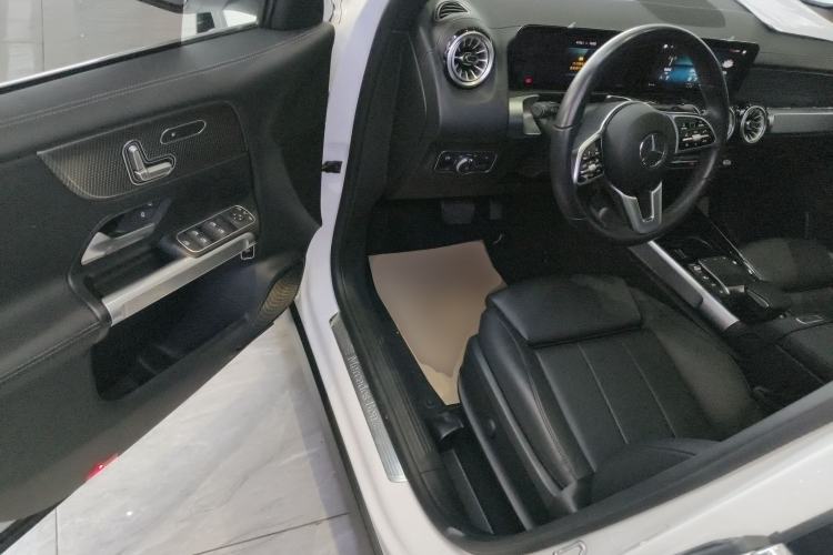 Used Mercedes-Benz GLB 2023 GLB 220 Fashion Model