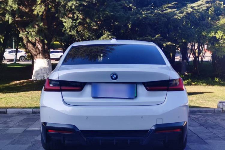 Used BMW i3 2024 eDrive 40 L Midnight Edition
