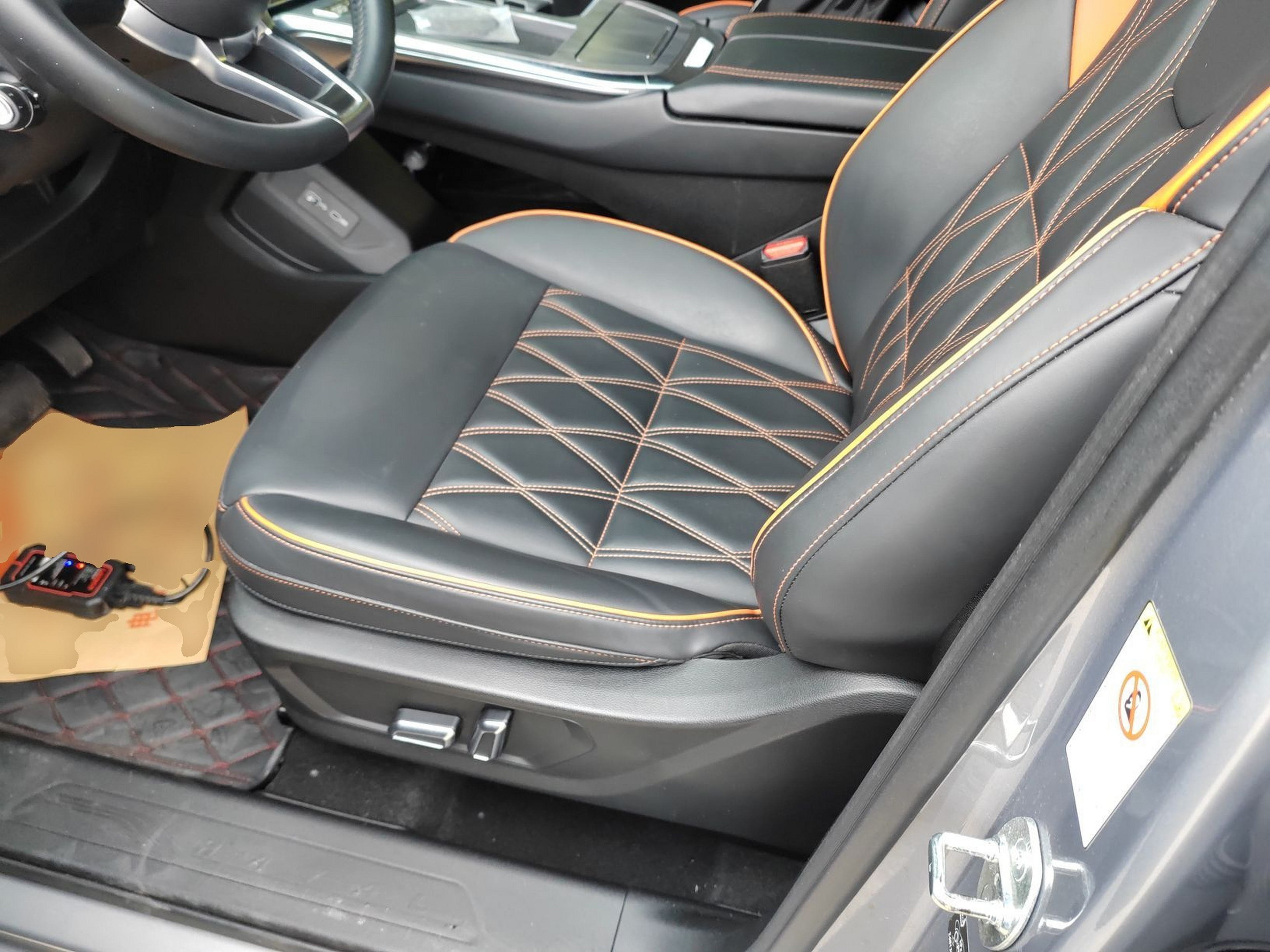 Переднее сиденье в автомобиле