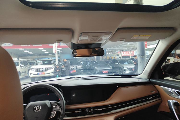 Used Changan CS95 2021 2.0T Two-Wheel Drive Luxury Version
